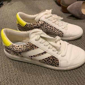 Dolce Vita sneakers